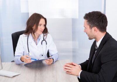 Solicitamos-representantes-de-venta-de-equipos-medicos